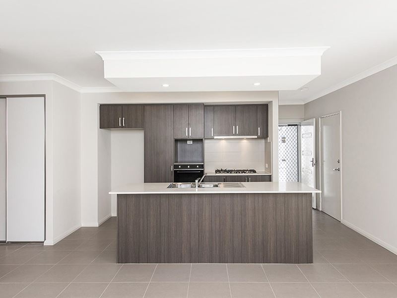 3/28 Compton Way, Morley