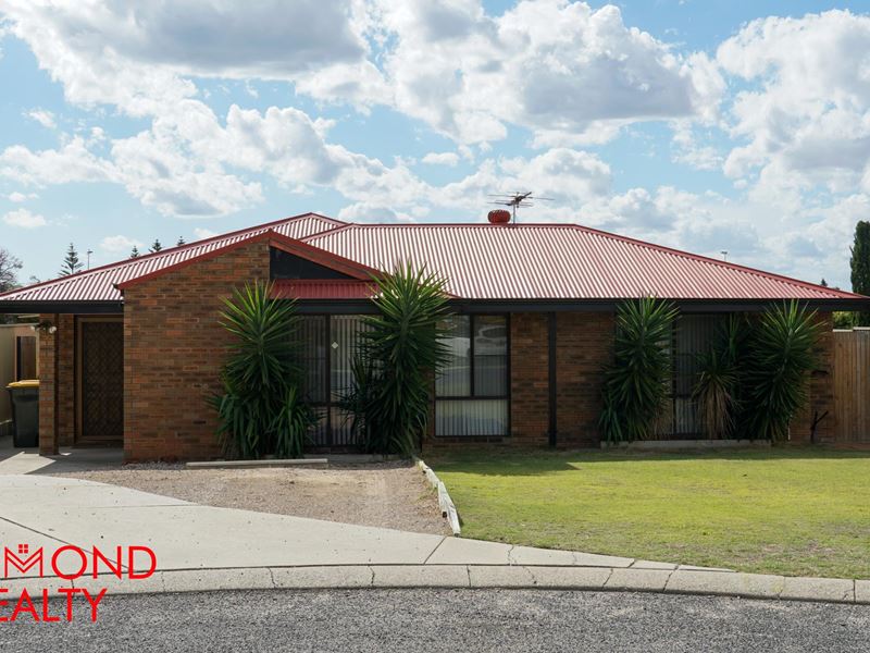 12 Davis Place, Heathridge