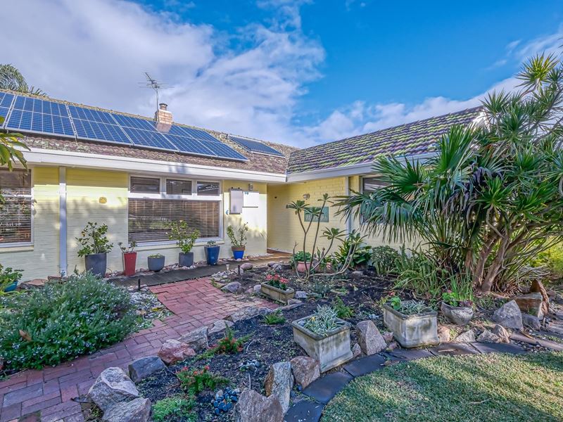 23A Halse Crescent, Melville WA 6156