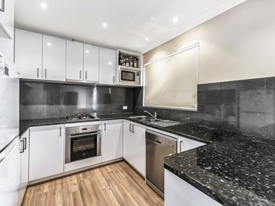 56 Lowanna Way, Armadale WA 6112