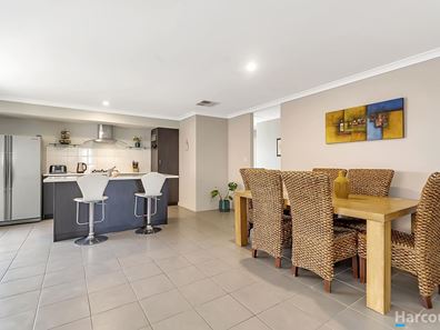 67 Leschenault Loop, Banksia Grove WA 6031