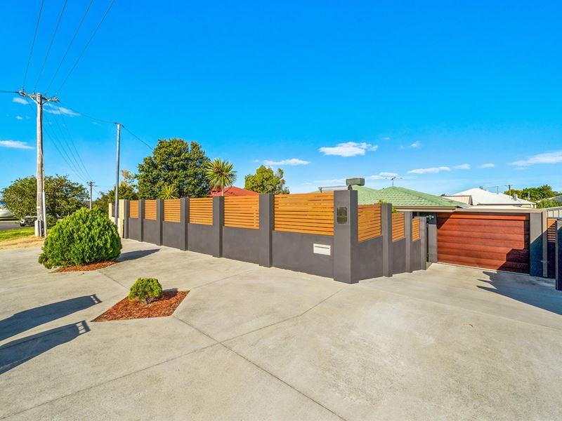 18 Nyara Crescent, Craigie WA 6025