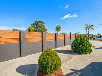 18 Nyara Crescent, Craigie WA 6025