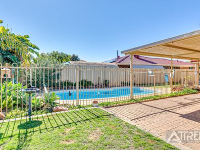 5 Camelot Court, Thornlie WA 6108