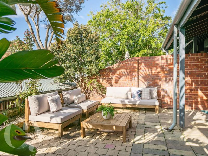 11/17 Airlie Street, Claremont