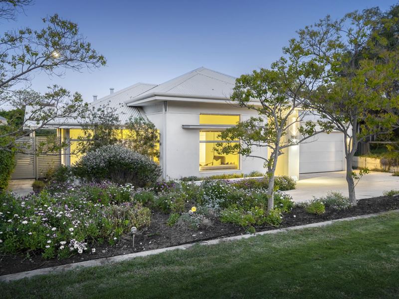 150 Rochdale Road, Mount Claremont