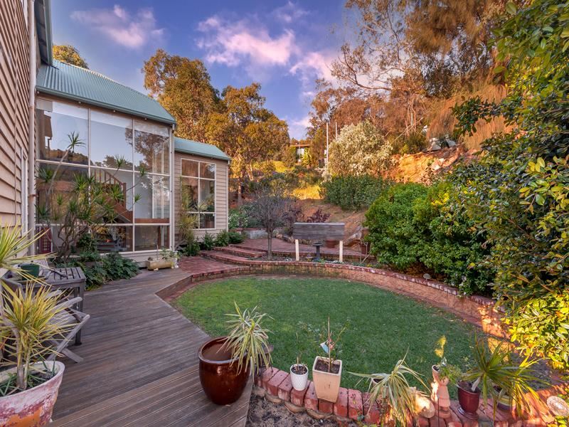 23 Lowannaa Road, Martin