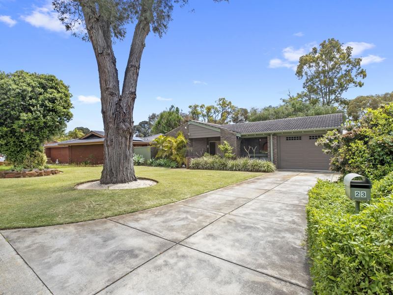 23 Grenadier Drive, Thornlie