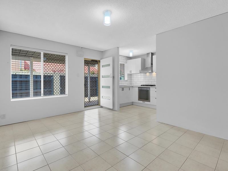 2/15 Flynn Street, Churchlands