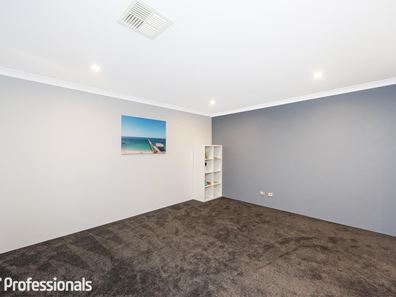 6 Cattach Way, Byford WA 6122