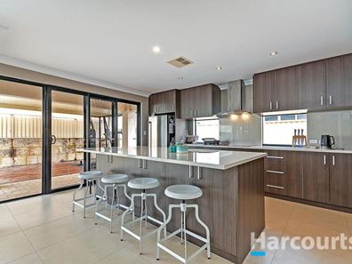 32 Watcombe Avenue, Burns Beach WA 6028