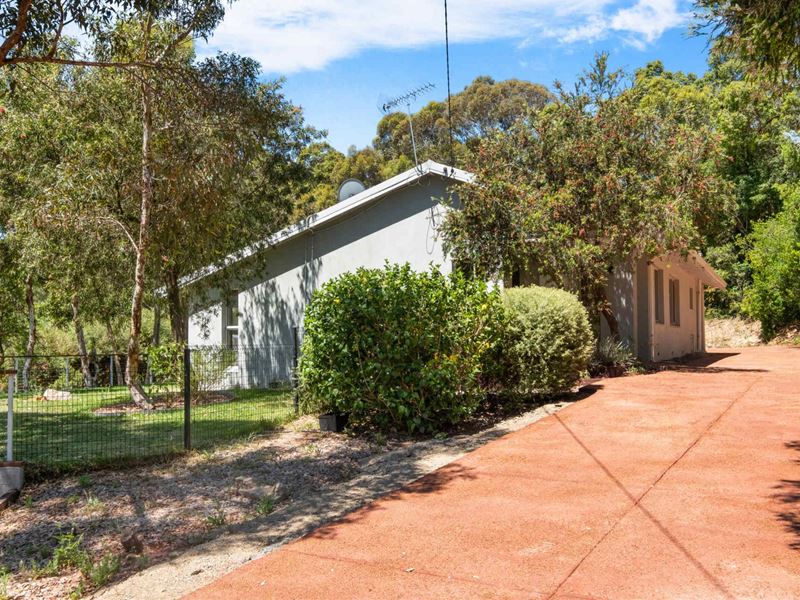 4 Lawson Way, Darlington WA 6070