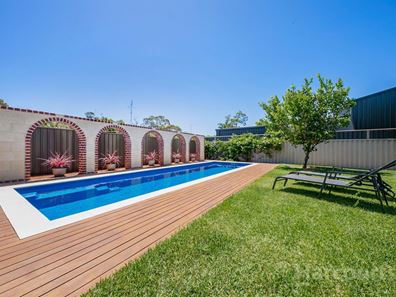 11 Dewar Street, Falcon WA 6210