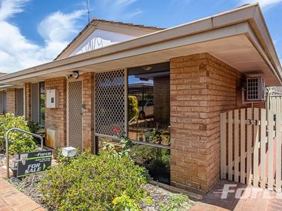 31/15 Mereworth Way, Marangaroo WA 6064