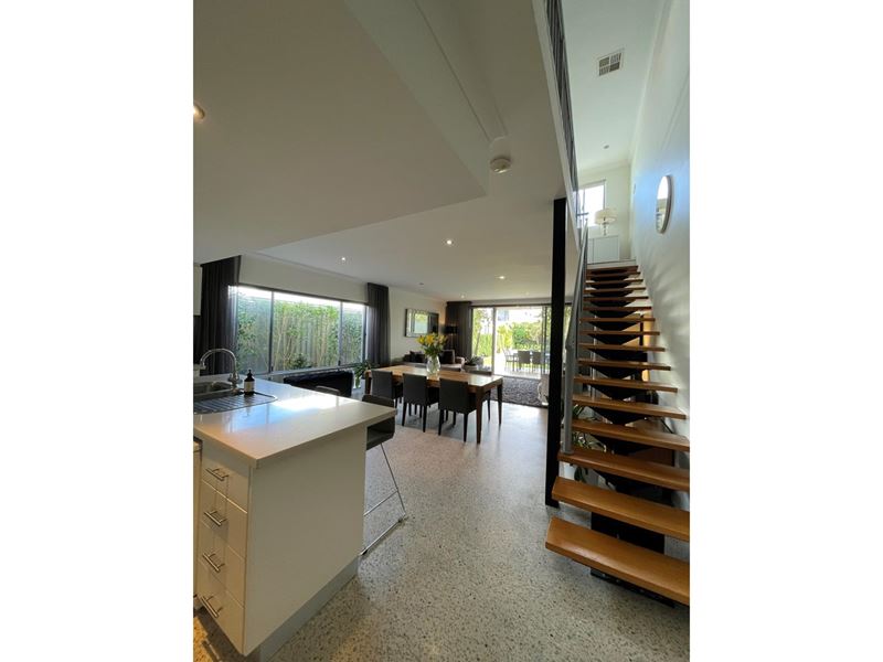 Doubleview WA 6018