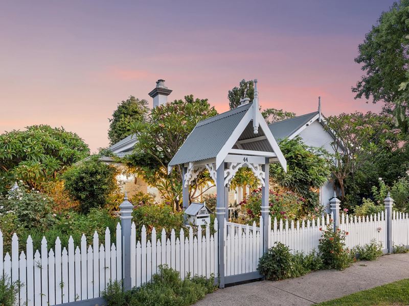 44 Mackie Street, Victoria Park