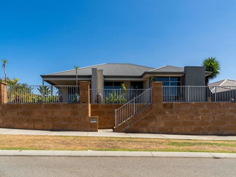 10 Saxicola Road, Banksia Grove