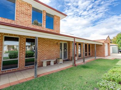 16 Rees Pass, Southern River WA 6110