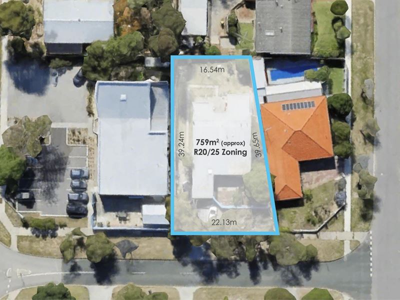 12 Holmes Place, Hilton