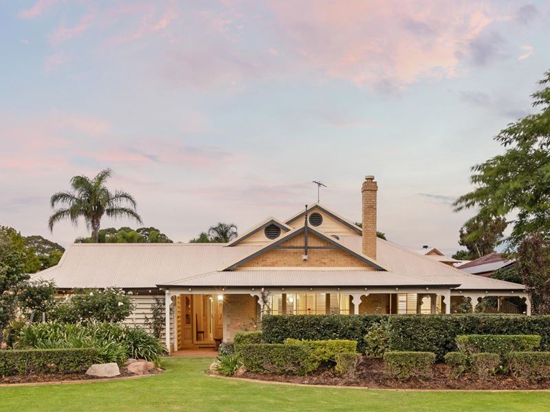 2 Parkvista Grove, Carine