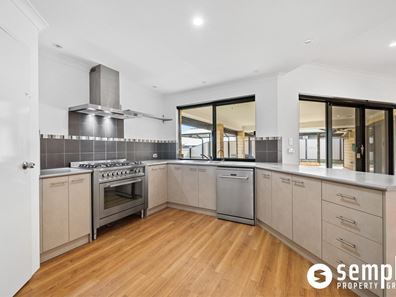 6 Radiata Promenade, Aubin Grove WA 6164