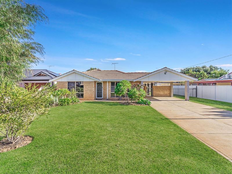 16 Creon  Way, Silver Sands