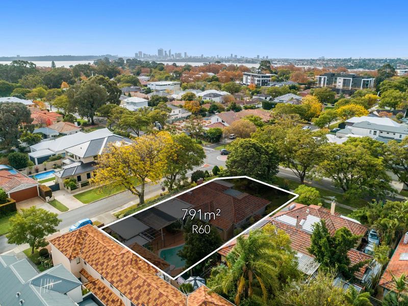 27 Reynolds Road, Applecross