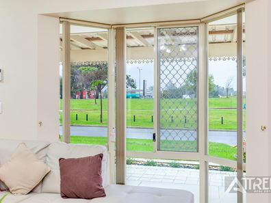 12 Seminole Gardens, Seville Grove WA 6112
