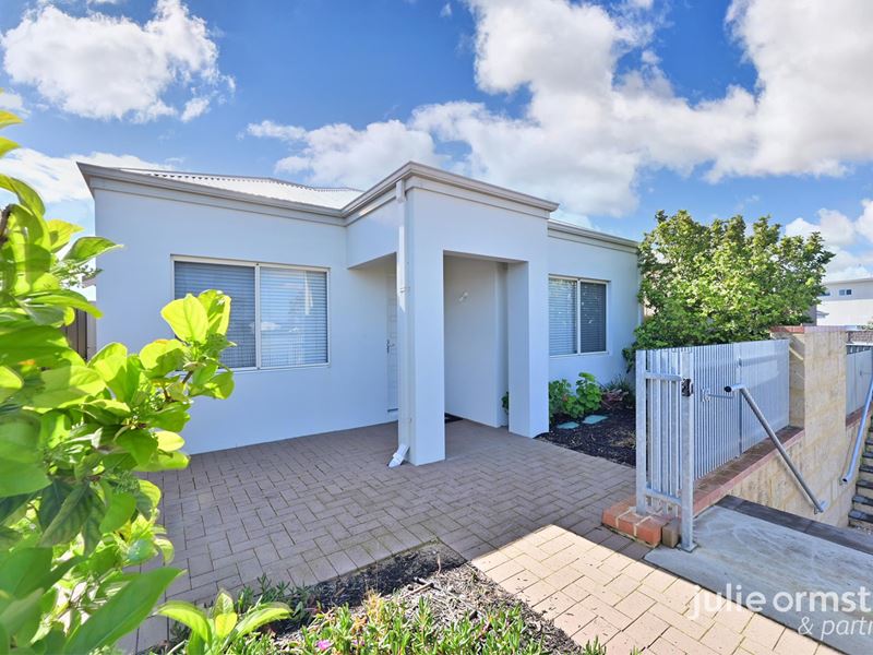 71 Aviator Boulevard, Clarkson WA 6030