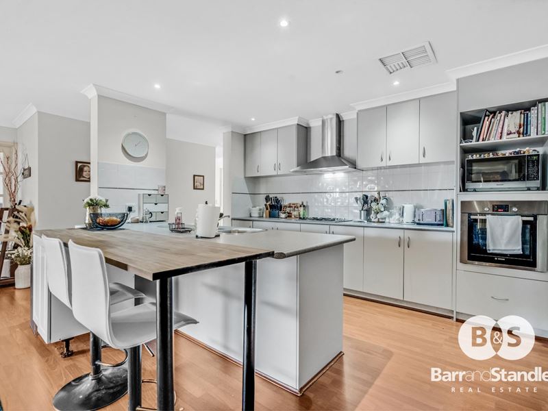 16 Sewell Road, Dalyellup