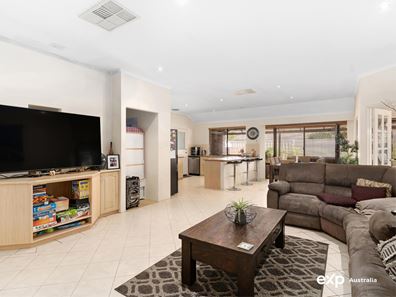 5 Manders  Way, Singleton WA 6175