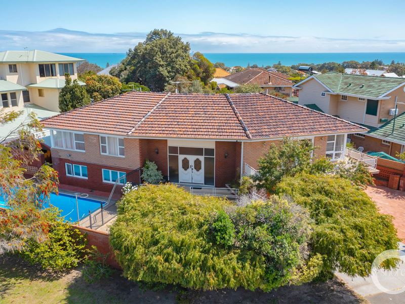 35 Pindari Road, City Beach WA 6015