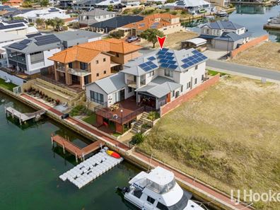 13 Sandpiper Island Retreat, Wannanup WA 6210