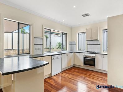 166A Holbeck Street, Doubleview WA 6018
