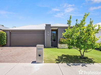 19 Kooya Way, Wattle Grove WA 6107