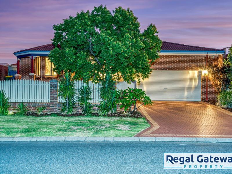 12 Woodspring Trail, Canning Vale WA 6155