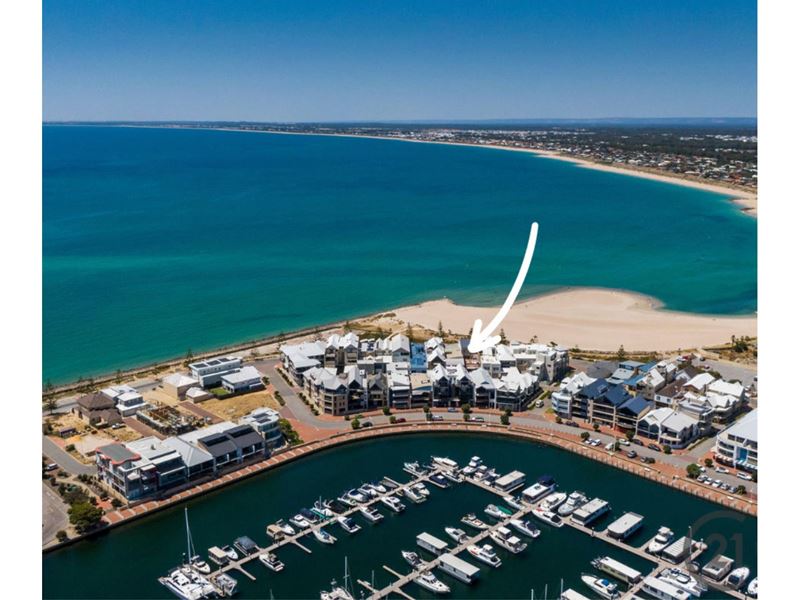 6/30 Spinnaker Quays, Mandurah WA 6210