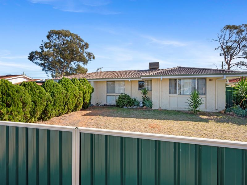 28 Maculata Street, Kambalda West