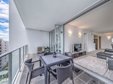 61/151 Adelaide Terrace, East Perth WA 6004