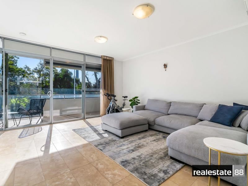 15/3 Hay Street, East Perth