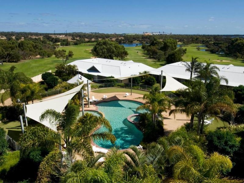 2/105 Old Coast Road, Pelican Point