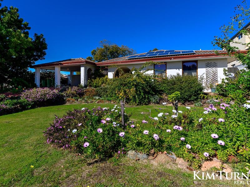 42 Rankin Way, Booragoon