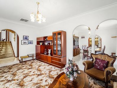 2 Warrajah Street, Stirling WA 6021