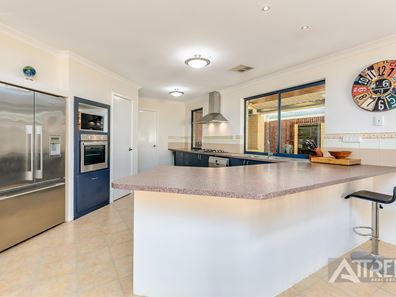 33 Stortford Road, Southern River WA 6110