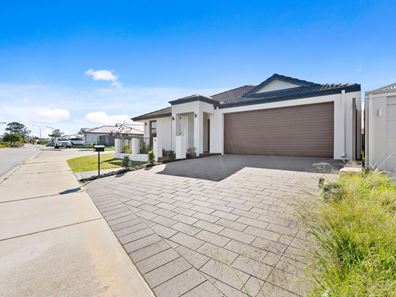 8 Gailey Way, Aveley WA 6069