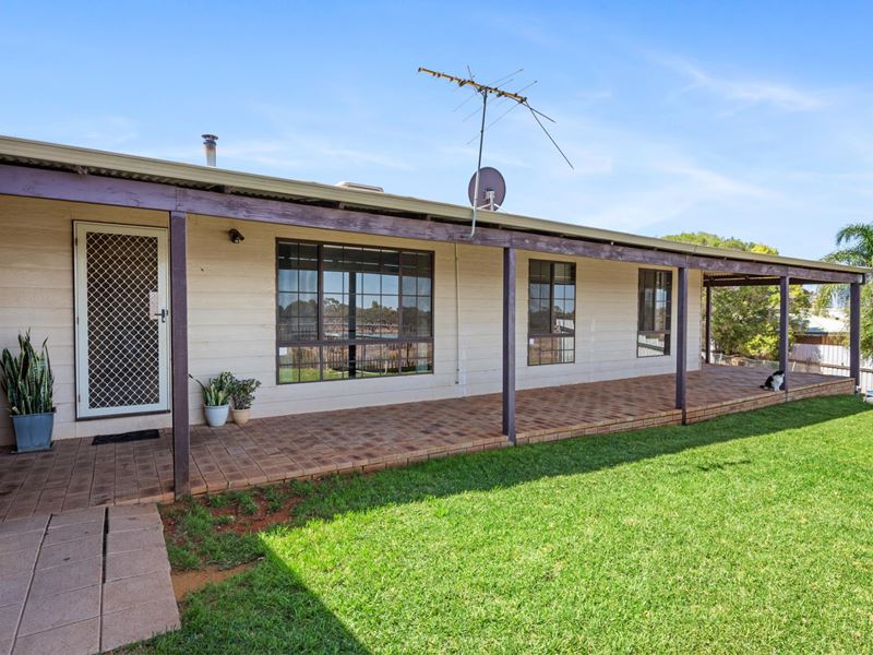 9 Sheed Place, Hannans