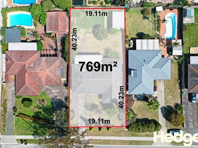 15 Elizabeth Road, Wanneroo WA 6065