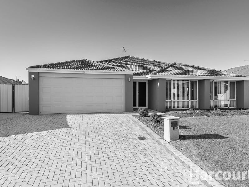 19 Philmont Way, Meadow Springs