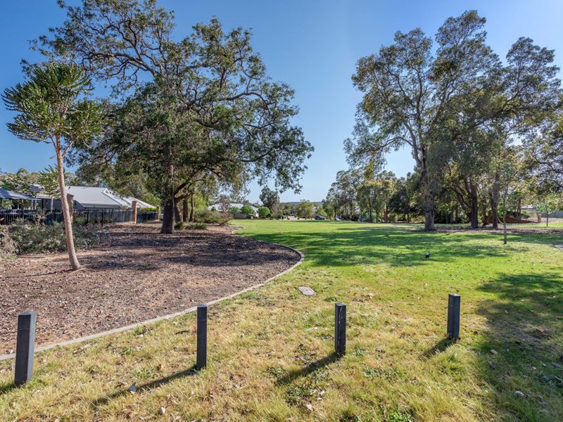 6 Miamit Lane, Byford