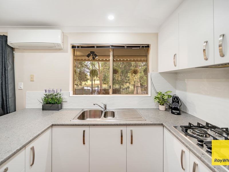 3/6 The Grove, Ballajura